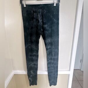 Hard Tail Side Zipped Leggings